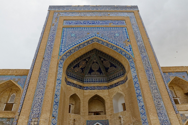 Madrasa et caravansérail Allakouli Khan-001